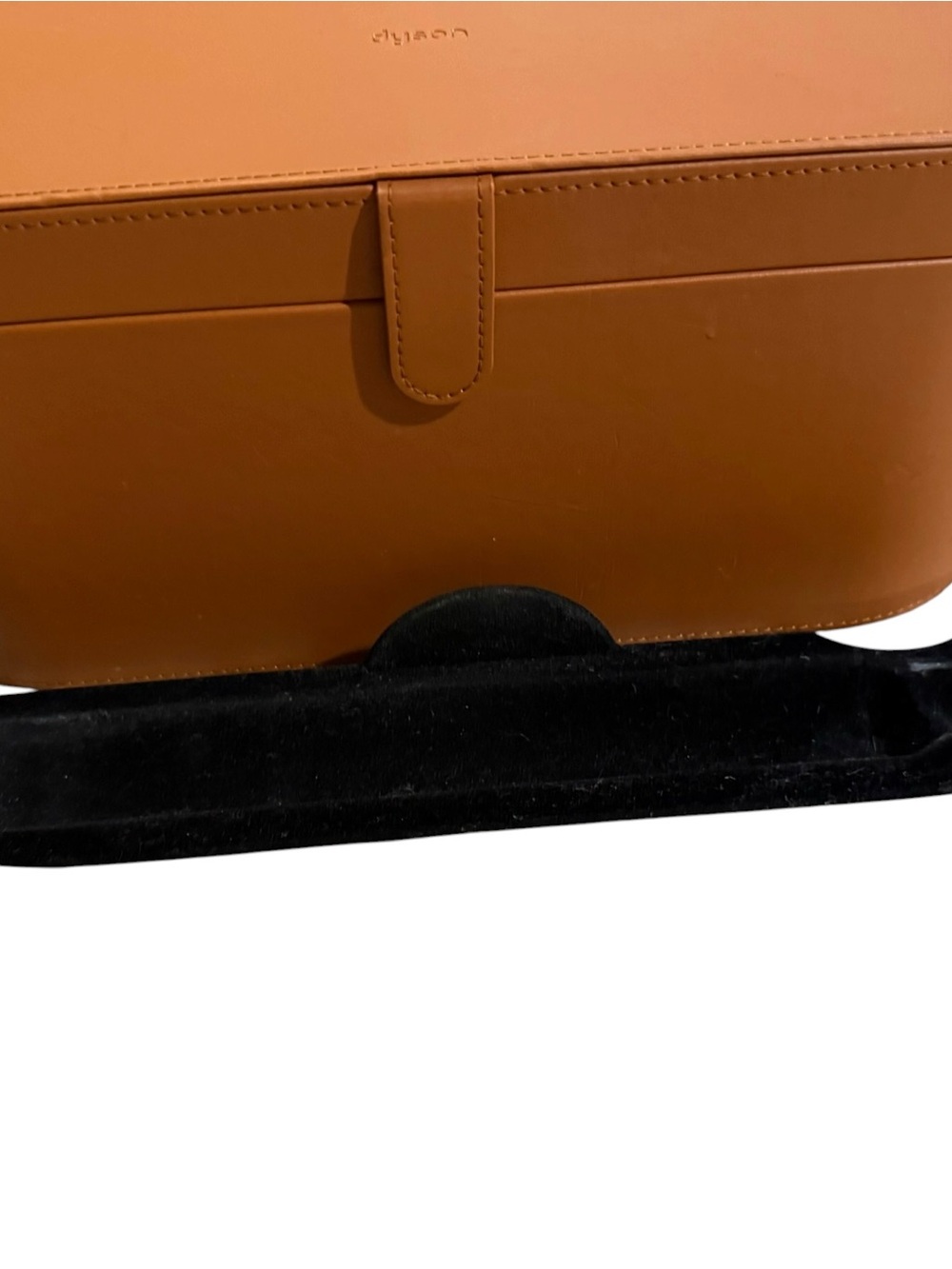 Dyson Airwrap Styling Set in Pink and Silver with Orange Case - Picture 6 of 14